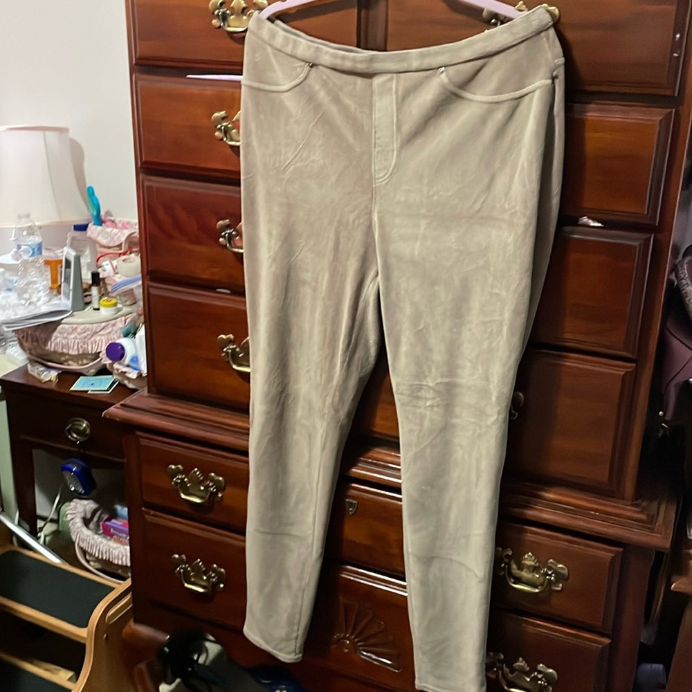 Style &Co tan corduroy pants size 2X stretch I good shape no tears.